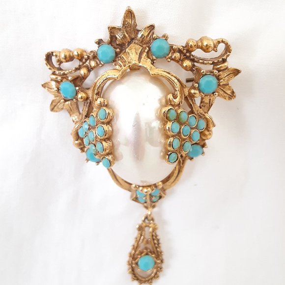 Florenza Jewelry - Florenza faux baroque pearl faux turquoise brooch